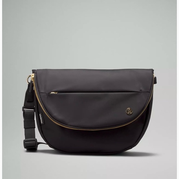 lululemon athletica Handbags - NWT Lululemon All Night Festival Bag 5L SOLD OUT ONLINE 2024